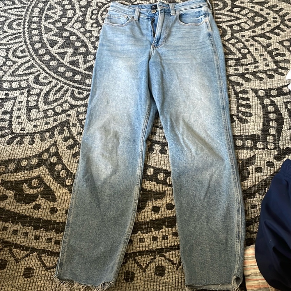 Hollister women’s jeans